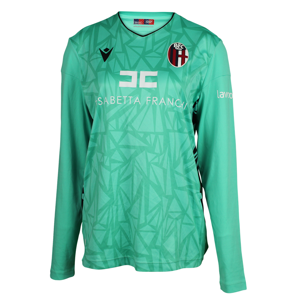 Nicole Lauria Bologna W shirt